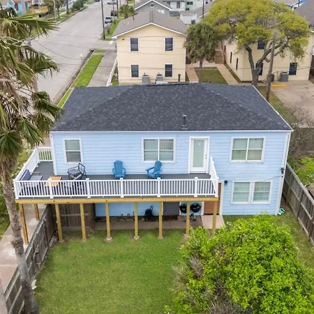 Beach Lovers Dream Come True Walking Distance To The Sandy Shores